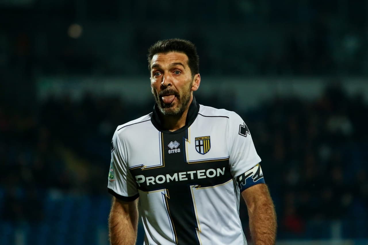 Chi detiene il record di imbattibilità per un portiere in Serie A?