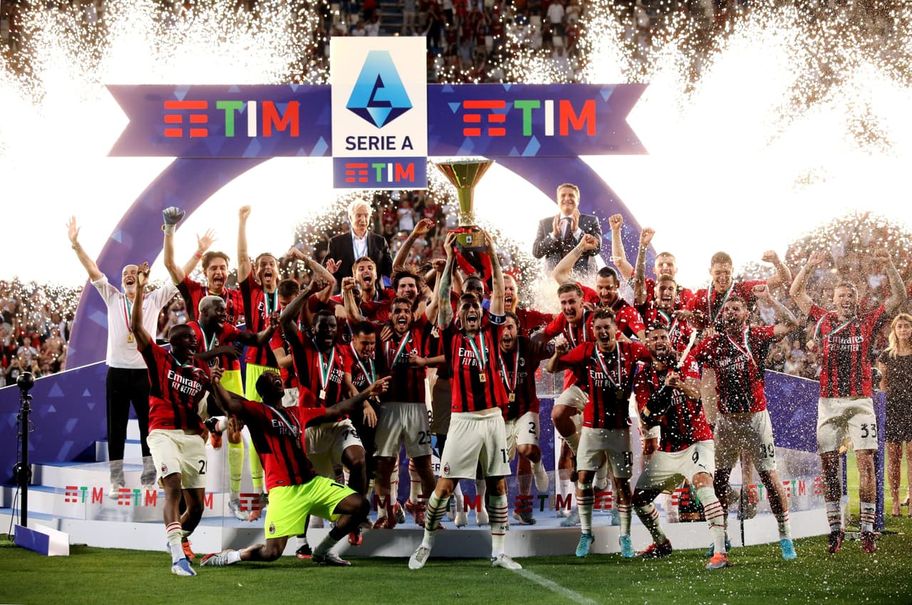 Serie A: si parte nel weekend, tutti a caccia del Milan campione in carica