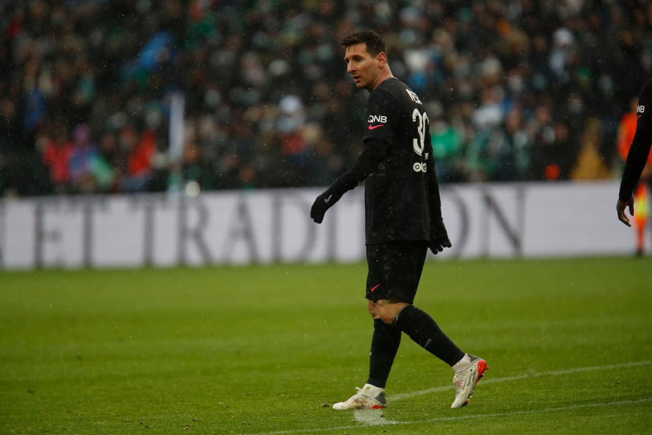 Messi, Ronaldo e Neymar tra i 10 sportivi più pagati al mondo secondo Forbes