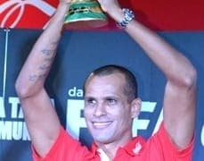 Rivaldo festeggia i 50 anni: storia di un fuoriclasse dal talento immenso