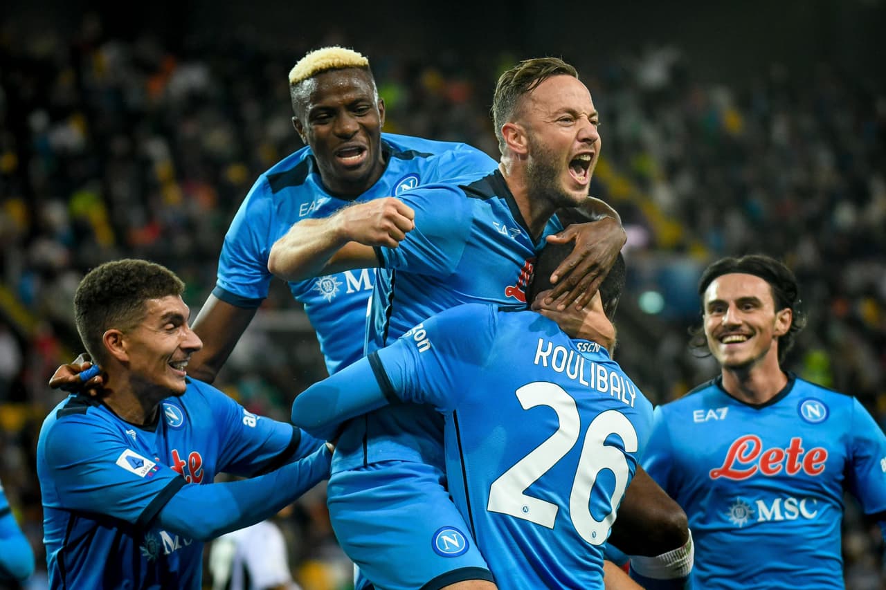 Napoli, scudetto possibile: con De Laurentiis mai così vicini a sette giornate dalla fine