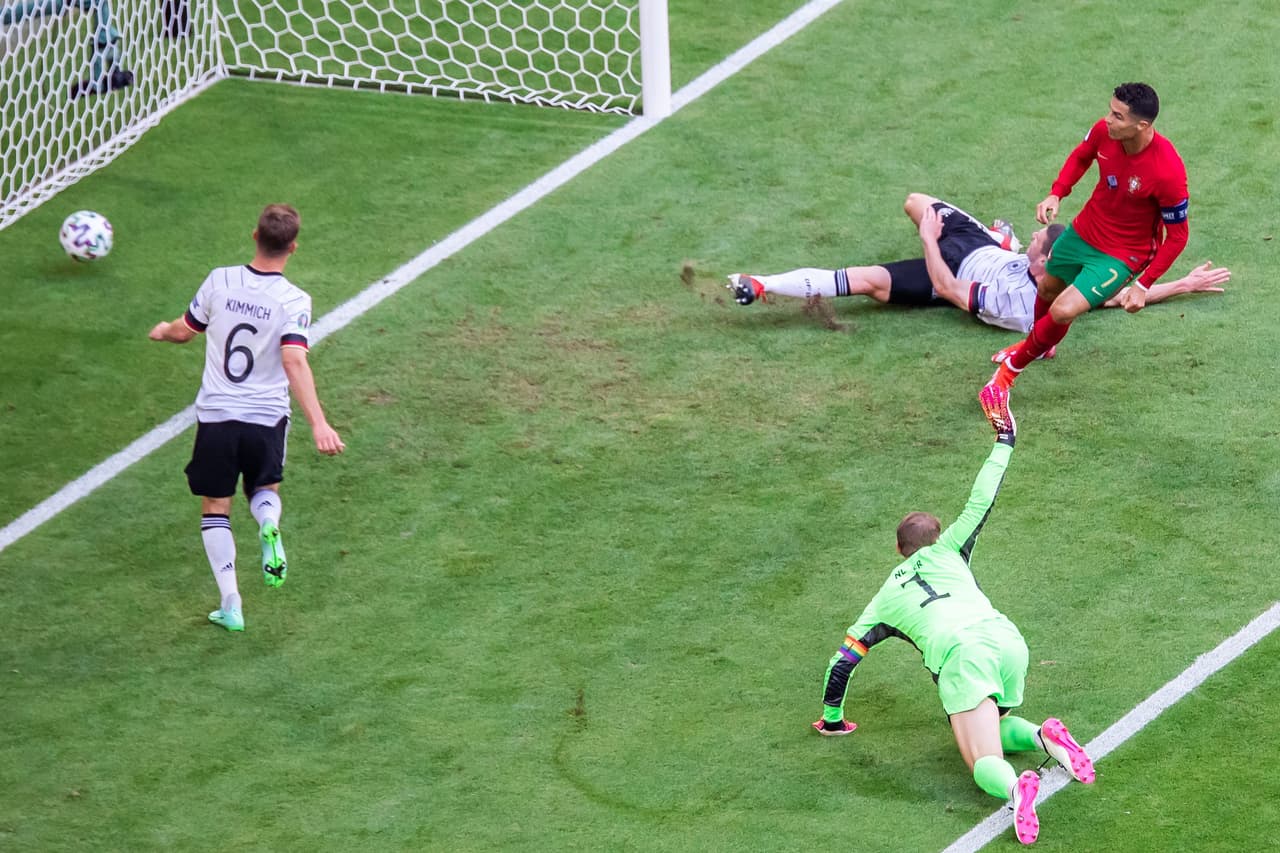 Mondiale Qatar 2022: Ronaldo e Muller per la storia, Lewandowski a caccia della prima volta