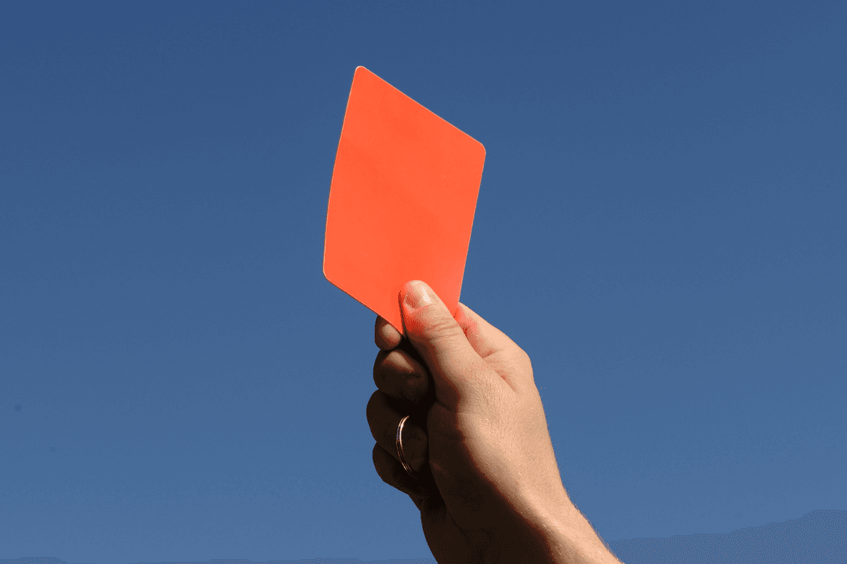 Anthony Gordon si scusa dopo il cartellino rosso contro il Liverpool: "Volevo solo dare vitalità alla partita"