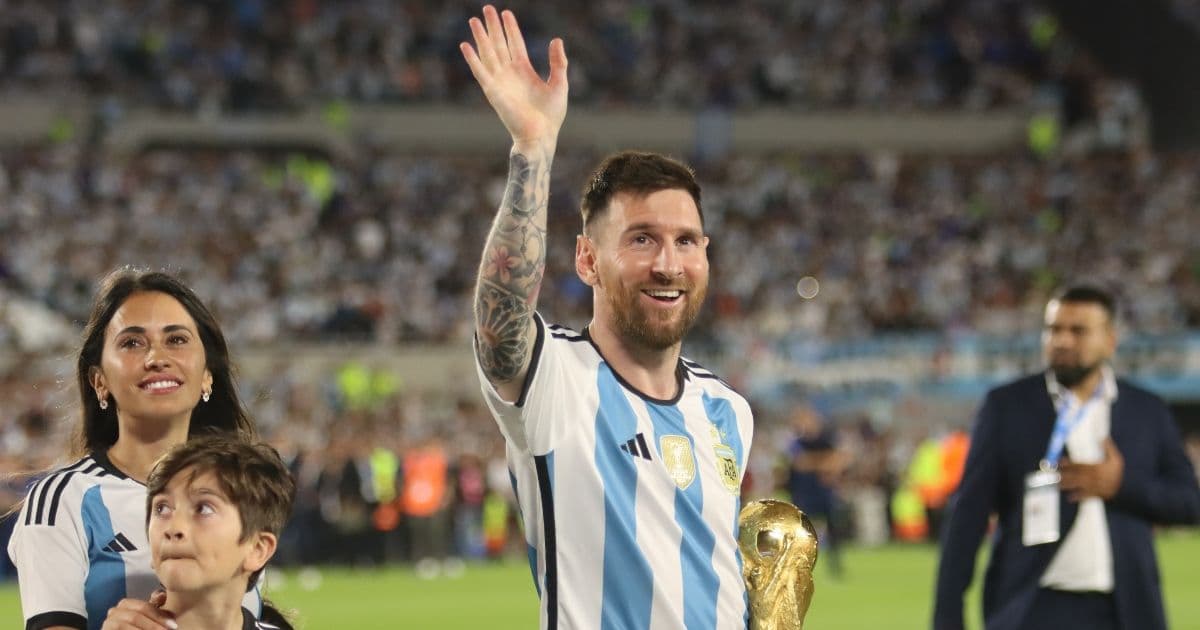 L'Argentina si ferma per Messi: tributo al minuto 10 in tutte le partite del Paese