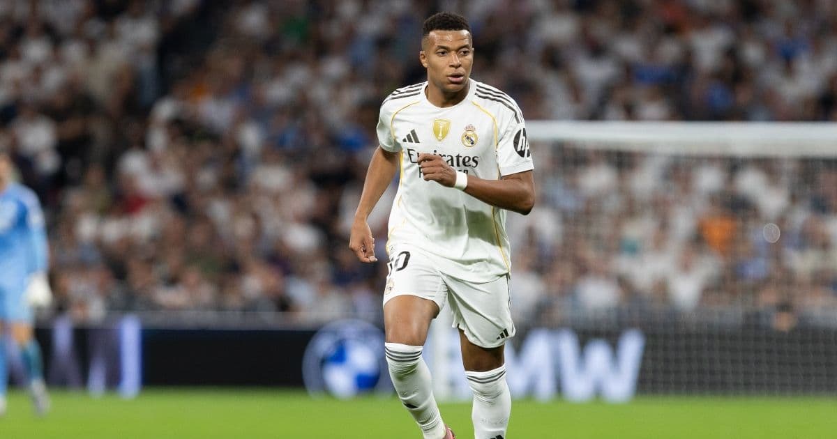 Mbappé lancia la sfida per il Pallone d'Oro: «Io voterei per me, ho fatto la storia»