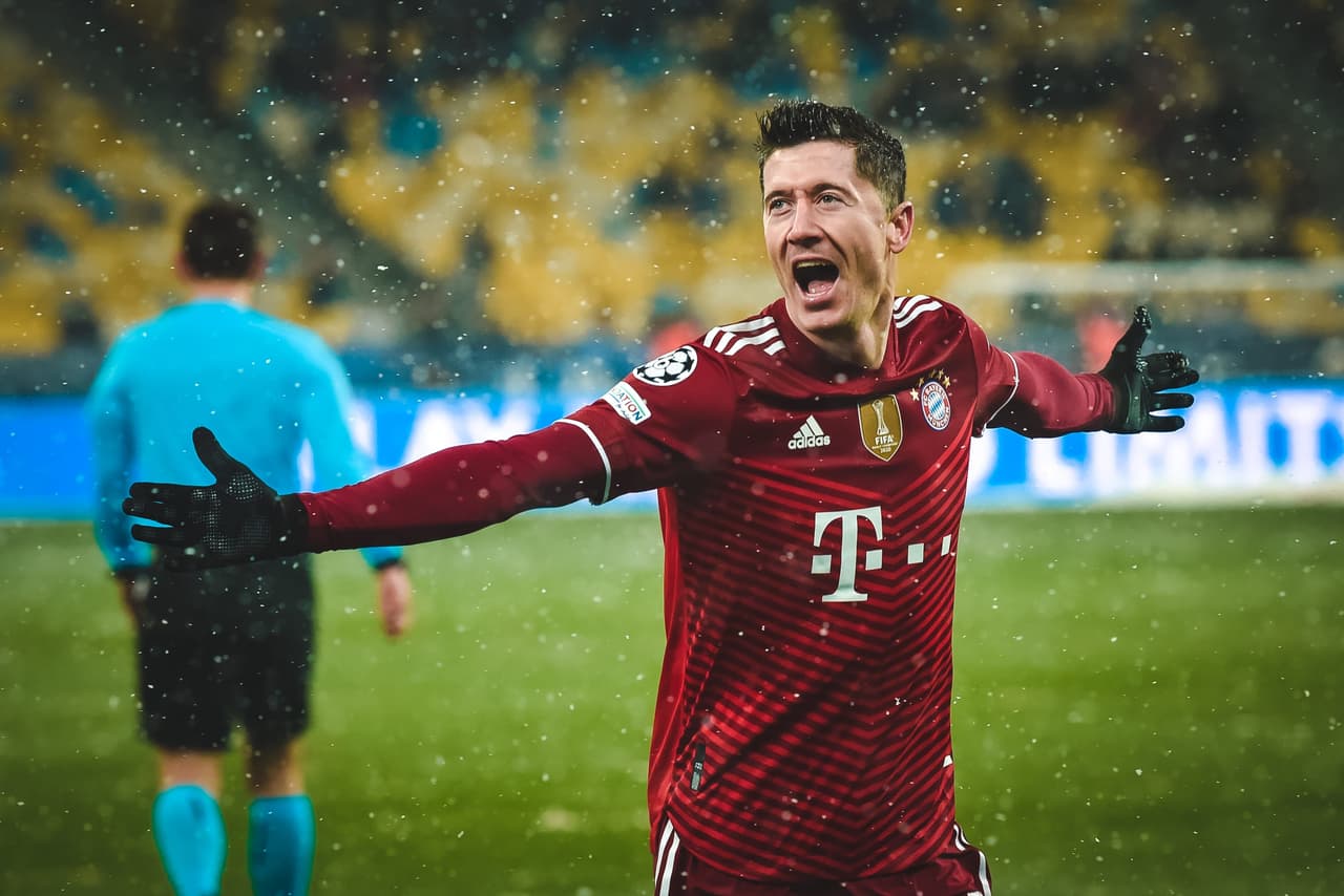 Capocannonieri d'Europa: Lewandowski re dei bomber, Benzema e Mbappe leader anche nella classifica degli assistman
