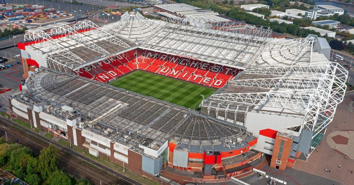 Manchester United: maxi-rifinanziamento da 550 milioni di dollari, ma gli interessi schizzano alle stelle